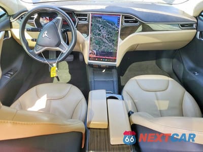 Zdjęcie 8 z 12 samochodu: 2015 TESLA MODEL S 85D VIN:5YJSA1H27FFP74547 - miniatura