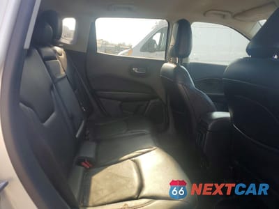 Zdjęcie 11 z 13 samochodu: 2017 JEEP COMPASS LIMITED VIN:3C4NJDCB9HT680860 - miniatura