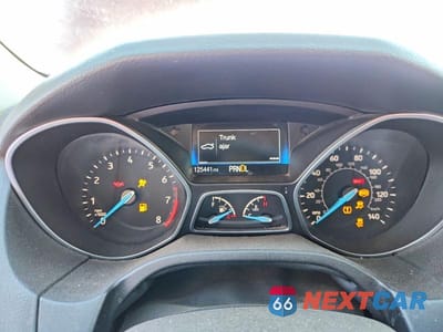 Zdjęcie 9 z 12 samochodu: 2015 FORD FOCUS SE VIN:1FADP3K23FL318978 - miniatura