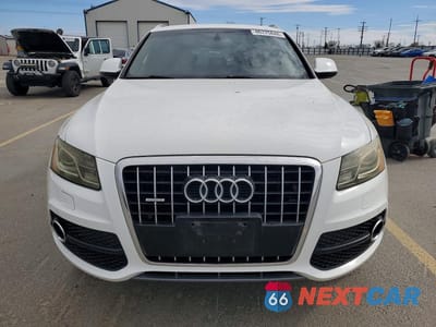 Piąte zdjęcie samochodu w środku: 2009 AUDI Q5 3.2 VIN:WA1KK78RX9A047097 - miniatura