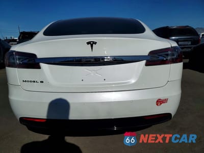 Zdjęcie 6 z 12 samochodu: 2016 TESLA MODEL S VIN:5YJSA1E29GF169371 - miniatura