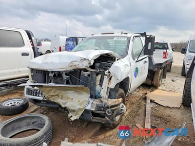 Drugie zdjęcie samochodu z przodu: 2008 CHEVROLET SILVERADO FLATBED TRUCK VIN:1GBJC34K58E204899 - miniatura