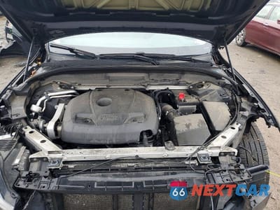 Zdjęcie 12 z 14 samochodu: 2019 VOLVO XC60 T5 VIN:LYV102RK0KB197262 - miniatura