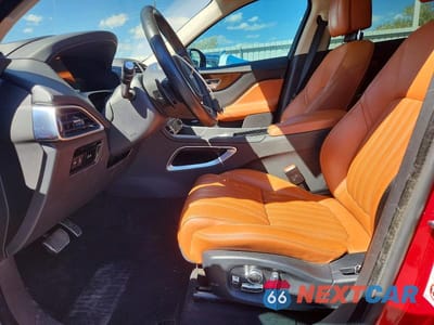 Zdjęcie 7 z 13 samochodu: 2019 JAGUAR F-PACE PORTFOLIO VIN:SADCN2GX3KA396150 - miniatura
