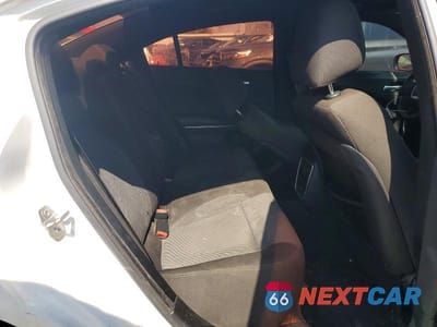 Zdjęcie 10 z 11 samochodu: 2017 DODGE CHARGER SE VIN:2C3CDXBGXHH518679 - miniatura