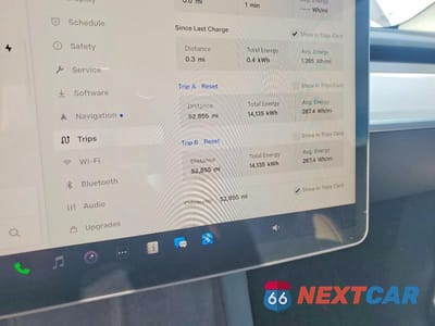 Zdjęcie 9 z 12 samochodu: 2023 TESLA MODEL Y VIN:7SAYGDEE2PF597970 - miniatura