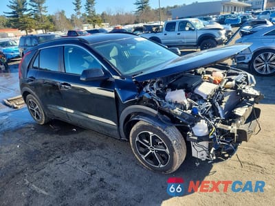Czwarte zdjęcie samochodu z boku: 2024 KIA NIRO LX VIN:KNDCP3LE8R5147488 - miniatura