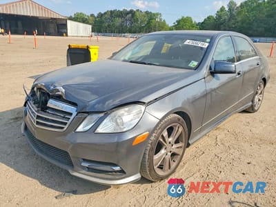 2013 MERCEDES-BENZ E 350 WDDHF5KB8DA711173 - główne zdjęcie licytacji z USA - miniatura
