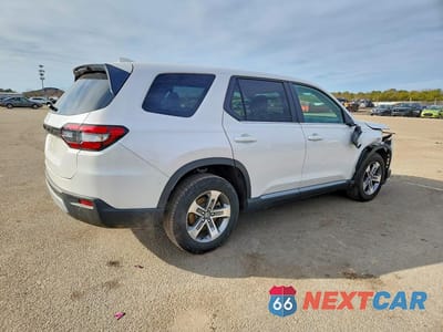 Trzecie zdjęcie samochodu z tyłu: 2025 HONDA PILOT EXL VIN:5FNYG1H44SB000342 - miniatura