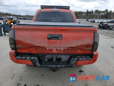 Zdjęcie 6 z 12 samochodu: 2017 TOYOTA TACOMA TRD OFF-ROAD VIN:3TMCZ5AN9HM109589 - miniatura
