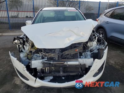Piąte zdjęcie samochodu w środku: 2014 MAZDA 5 TOURING VIN:JM1CW2CLXE0172816 - miniatura