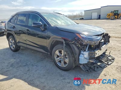 Czwarte zdjęcie samochodu z boku: 2024 TOYOTA RAV4 XLE VIN:2T3P1RFV9RC421051 - miniatura