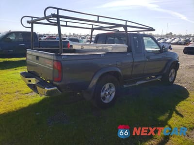 Trzecie zdjęcie samochodu z tyłu: 2000 NISSAN FRONTIER KING CAB XE VIN:1N6ED26T3YC314322 - miniatura