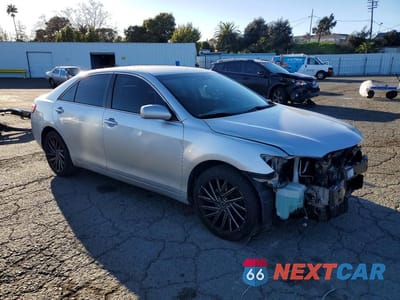 Czwarte zdjęcie samochodu z boku: 2010 TOYOTA CAMRY LE VIN:4T4BF3EK6AR022745 - miniatura