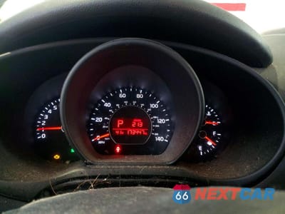 Zdjęcie 9 z 13 samochodu: 2015 KIA SOUL BASE VIN:KNDJN2A21F7172815 - miniatura