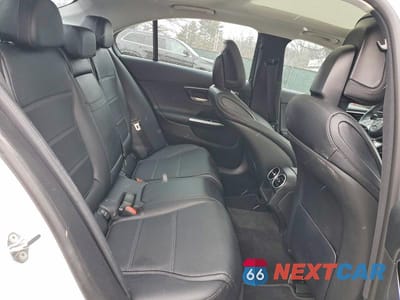 Zdjęcie 10 z 13 samochodu: 2022 MERCEDES-BENZ C 300 4MATIC VIN:W1KAF4HB1NR051452 - miniatura