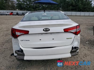 Zdjęcie 6 z 12 samochodu: 2013 KIA OPTIMA HYBRID EX VIN:KNAGM4AD0D5058109 - miniatura