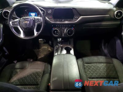 Zdjęcie 8 z 12 samochodu: 2020 CHEVROLET BLAZER 2LT VIN:3GNKBCRS4LS628060 - miniatura
