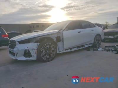 2026 BMW 550 XE WBA13FK05TCV74041 - główne zdjęcie licytacji z USA - miniatura
