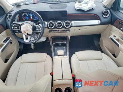Zdjęcie 8 z 12 samochodu: 2023 MERCEDES-BENZ GLB 250 4MATIC VIN:W1N4M4HB6PW334343 - miniatura