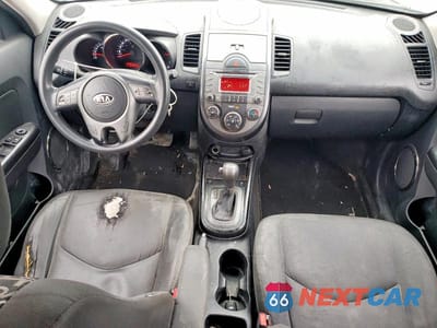 Zdjęcie 8 z 12 samochodu: 2011 KIA SOUL + VIN:KNDJT2A24B7705899 - miniatura