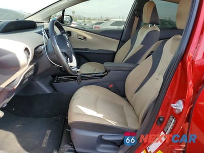 Zdjęcie 7 z 12 samochodu: 2017 TOYOTA PRIUS THREE VIN:JTDKARFU3H3540540 - miniatura