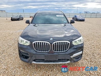 Piąte zdjęcie samochodu w środku: 2021 BMW X3 SDRIVE30I VIN:5UXTY3C04M9H10220 - miniatura
