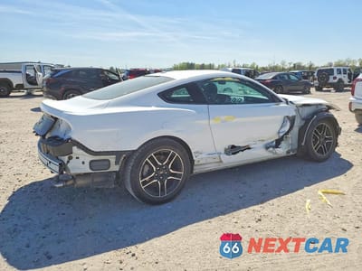 Trzecie zdjęcie samochodu z tyłu: 2019 FORD MUSTANG VIN:1FA6P8TH7K5172561 - miniatura