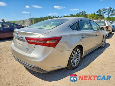 Trzecie zdjęcie samochodu z tyłu: 2018 TOYOTA AVALON HYBRID LIMITED VIN:4T1BD1EB7JU061672 - miniatura
