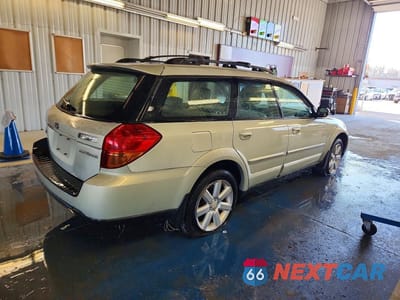 Trzecie zdjęcie samochodu z tyłu: 2007 SUBARU OUTBACK OUTBACK 2.5I LIMITED VIN:4S4BP62C677304087 - miniatura