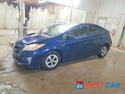 2015 TOYOTA PRIUS TWO JTDKN3DU0F1873999 - główne zdjęcie licytacji z USA - miniatura