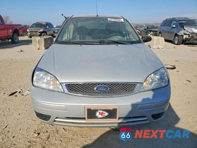 Piąte zdjęcie samochodu w środku: 2006 FORD FOCUS ZX4 VIN:1FAFP34N86W250479 - miniatura
