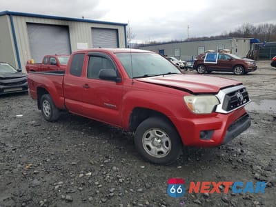 Czwarte zdjęcie samochodu z boku: 2014 TOYOTA TACOMA BASE VIN:5TFTX4CN0EX037961 - miniatura