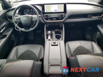 Zdjęcie 8 z 12 samochodu: 2024 TOYOTA GRAND HIGHLANDER HYBRID MAX LIMITED VIN:5TDADAB58RS008803 - miniatura