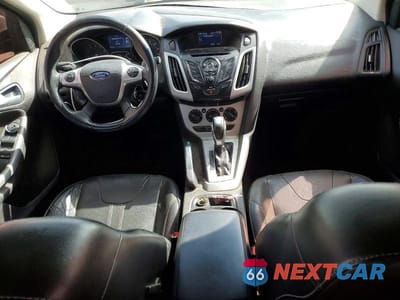Zdjęcie 8 z 12 samochodu: 2014 FORD FOCUS SE VIN:1FADP3F29EL118308 - miniatura