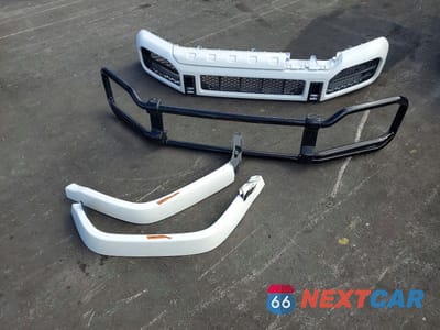 Zdjęcie 13 z 14 samochodu: 2019 MERCEDES-BENZ G 550 VIN:WDCYC6BJ3KX299913 - miniatura