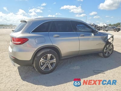 Trzecie zdjęcie samochodu z tyłu: 2019 MERCEDES-BENZ GLC 300 VIN:WDC0G4JB8KV143796 - miniatura