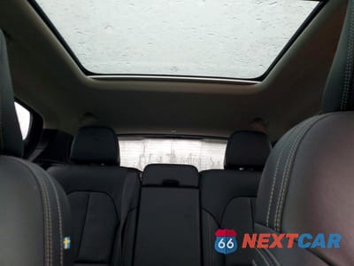 Zdjęcie 10 z 13 samochodu: 2025 VOLVO XC40 CORE VIN:YV4L12UJ2S2468924 - miniatura