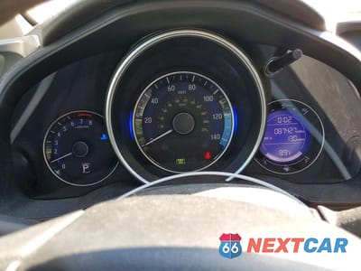 Zdjęcie 9 z 13 samochodu: 2018 HONDA FIT LX VIN:3HGGK5H49JM736058 - miniatura