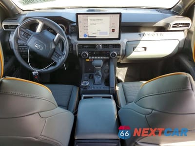 Zdjęcie 8 z 11 samochodu: 2024 TOYOTA TACOMA TRAILHUNTER HV VIN:3TYLF5LN4RT001215 - miniatura