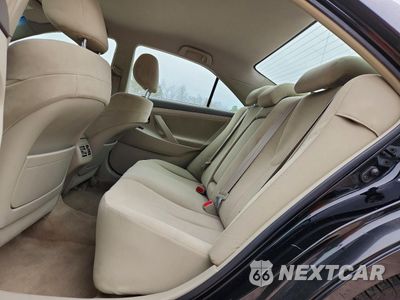 Zdjęcie 10 z 14 samochodu: 2009 TOYOTA CAMRY HYBRID BASE VIN:JTNBB46K593051424 - miniatura