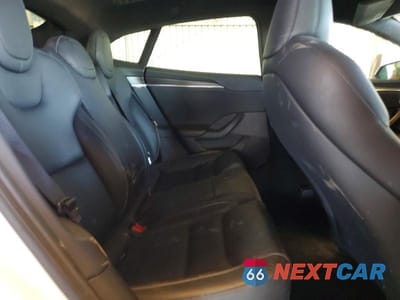 Zdjęcie 10 z 13 samochodu: 2022 TESLA MODEL S VIN:5YJSA1E67NF468812 - miniatura