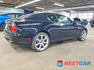 Trzecie zdjęcie samochodu z tyłu: 2003 MASERATI COUPE GT VIN:ZAMBC38A930009066 - miniatura