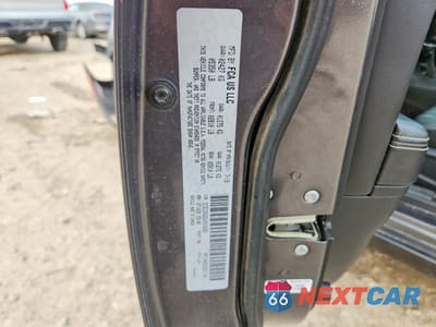 Zdjęcie 12 z 12 samochodu: 2018 CHRYSLER 300 S VIN:2C3CCAGG9JH314292 - miniatura