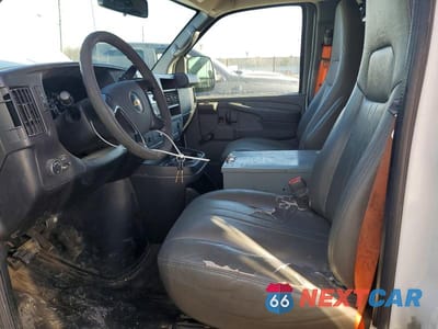 Zdjęcie 7 z 13 samochodu: 2013 CHEV EXPRESS G2500 VIN:1GCWGFCA3D1194391 - miniatura