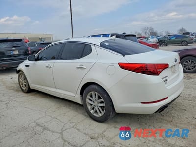 Drugie zdjęcie samochodu z przodu: 2012 KIA OPTIMA LX VIN:5XXGM4A79CG027142 - miniatura