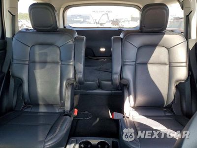 Zdjęcie 10 z 13 samochodu: 2025 LINCOLN AVIATOR VIN:5LM5J6WC5SGL23437 - miniatura