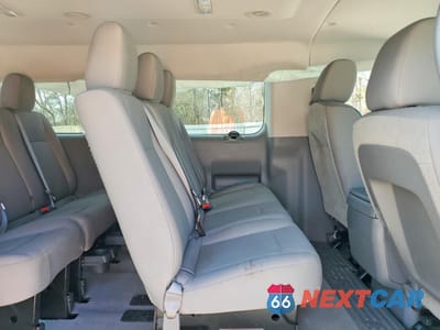 Zdjęcie 11 z 15 samochodu: 2020 NISSAN NV 3500 HD SV VIN:5BZBF0AA7LN851007 - miniatura