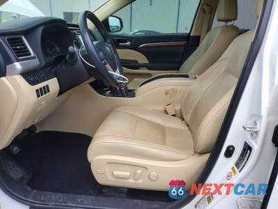 Zdjęcie 7 z 13 samochodu: 2017 TOYOTA HIGHLANDER LIMITED VIN:5TDYZRFH3HS232076 - miniatura