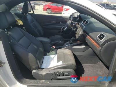 Zdjęcie 10 z 12 samochodu: 2012 VOLKSWAGEN EOS LUX VIN:WVWFW7AH8CV003080 - miniatura